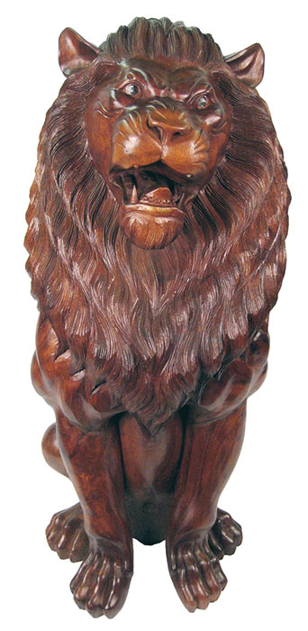 Wooden Lion Carving - Click Image to Close
